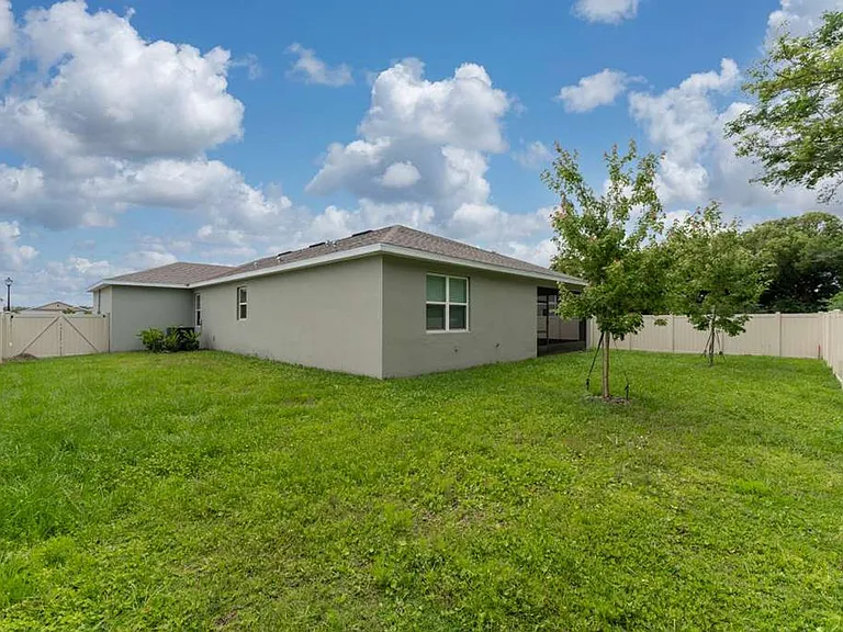 1434 Maddie Berry Ln — Photo 28