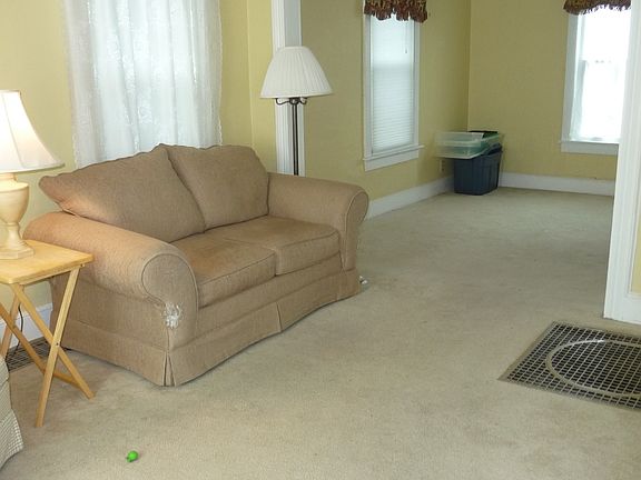 2nd image of 10 Johnson St