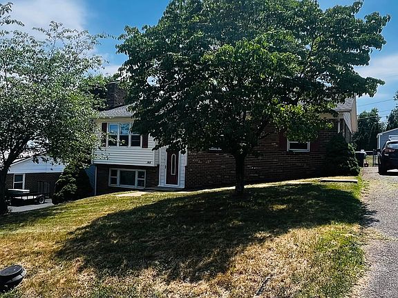 3rd image of 144 River View Dr