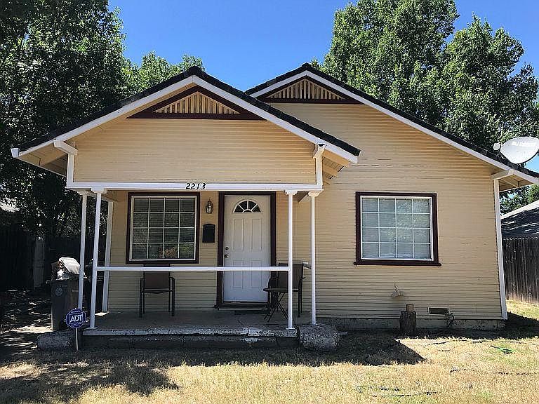 2nd image of 2213 Fernley Ave