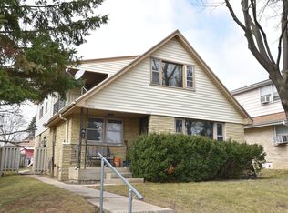 5733-5735 N 97th St, Milwaukee, WI 53225