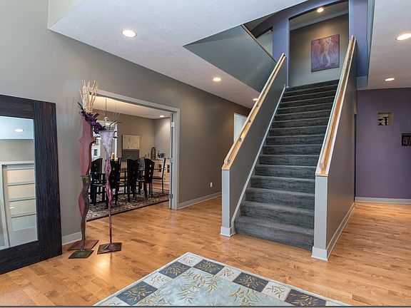4th image of 5230 Stonebridge Ct