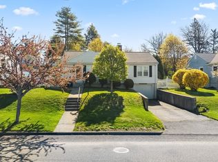 16 Thornton Rd, Worcester, MA 01606