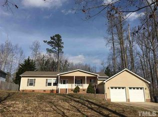 902 Tanglewood Dr, Siler City, NC 27344