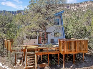 55 El Cerrito Pl, Jemez Springs, NM 87025