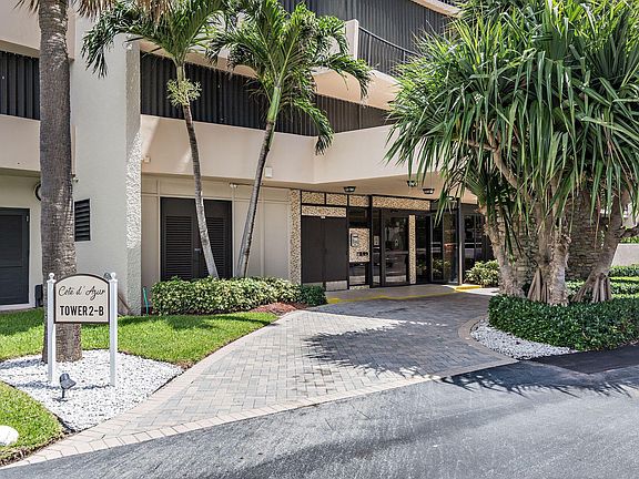 3rd image of 4200 N Ocean Drive #105