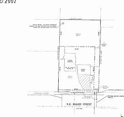 2nd image of NE Halsey St