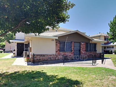 9028 El Cajon Way APT 1, Sacramento, CA, 95826