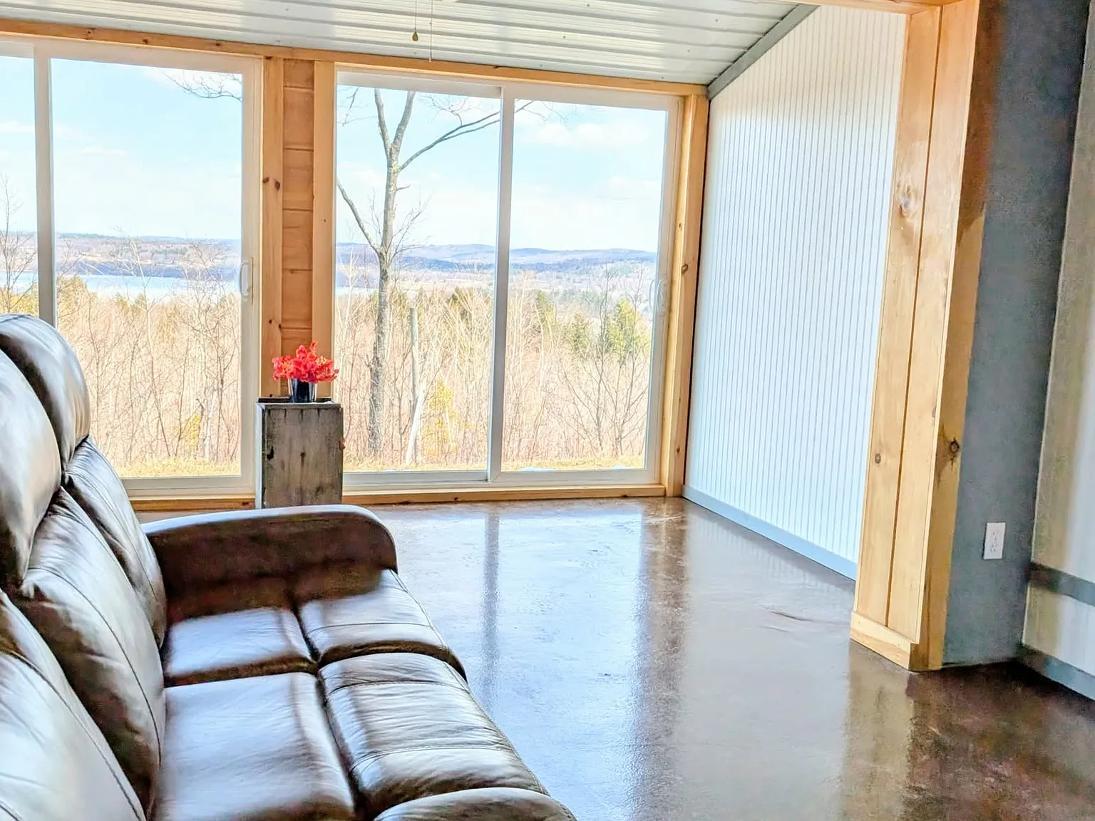 2 bed, 1200 sqft, $2,500 — Photo 4
