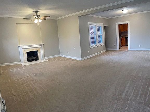 3rd image of 722 Franklin Ave