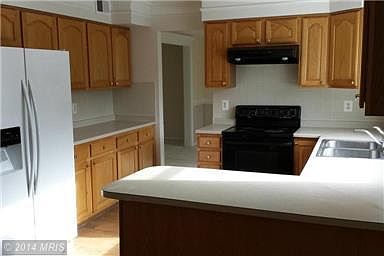 4th image of 14301 Perrywood Dr