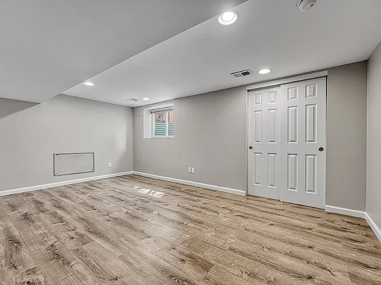 1411 Clayton St #4 — Photo 16