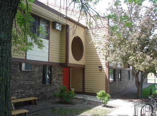 701 N 7th St APT 106, Olivia, MN 56277