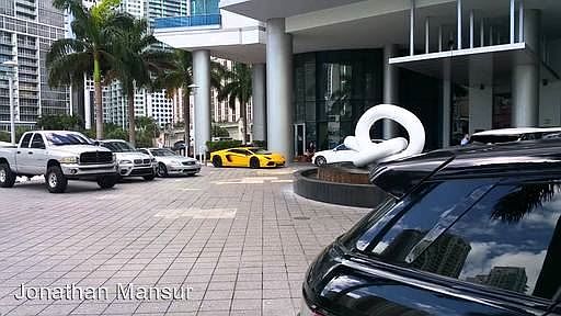 3rd image of 200 Biscayne Boulevard Way #000