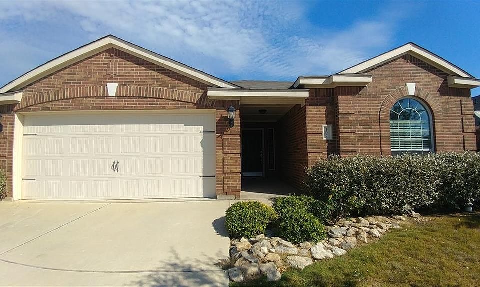 1st image of 107 Kincaid Dr