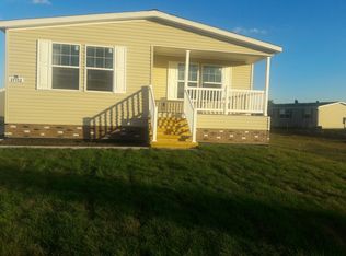 37112 Grindstone Trl, Lenox, MI