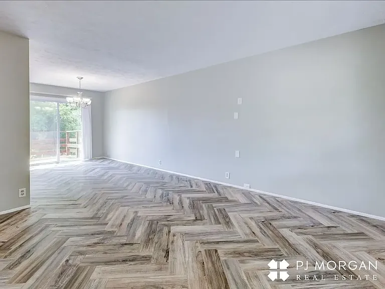 8903 Florence Dr — Photo 17