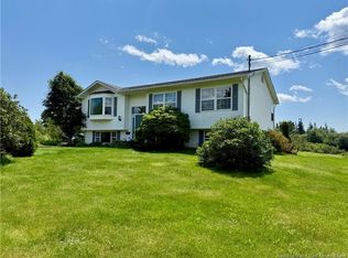 142 Fairfield Rd, Sackville, NB E4L 2X9
