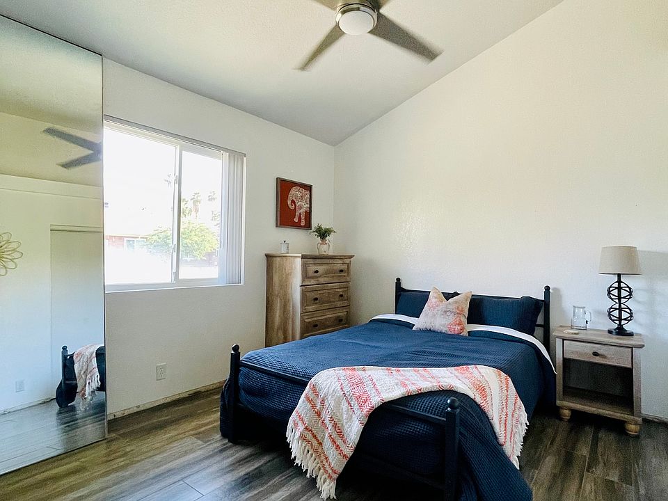 1st image of 54750 Avenida Vallejo