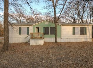 1624 Coral Rd, Pelican Bay, TX 76020