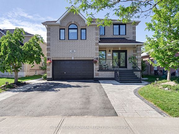 2nd image of 62 Prince George Cres