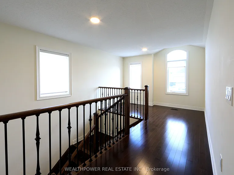 248 Belmore Ct — Photo 13