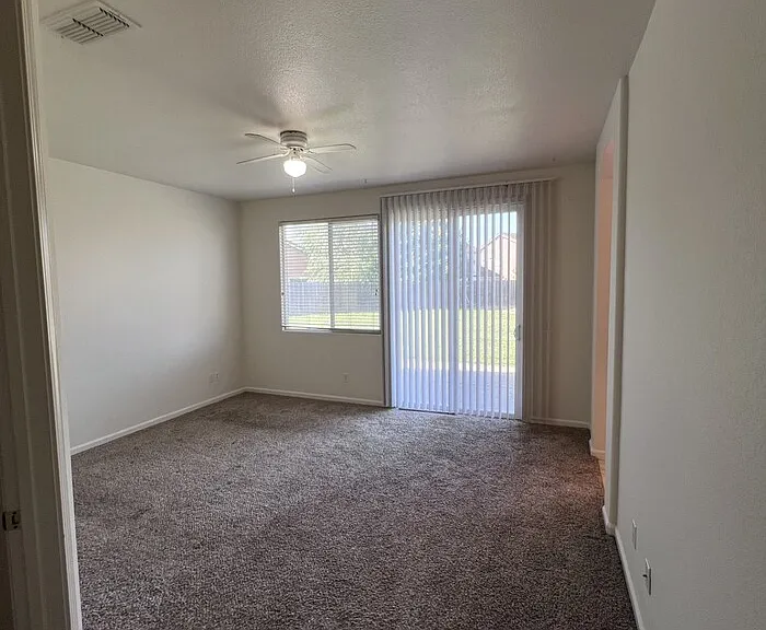 5016 Cleveland Bay Way — Photo 8