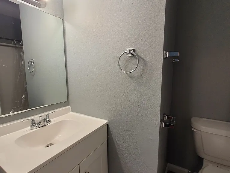 1205 SW Polk St — Photo 25
