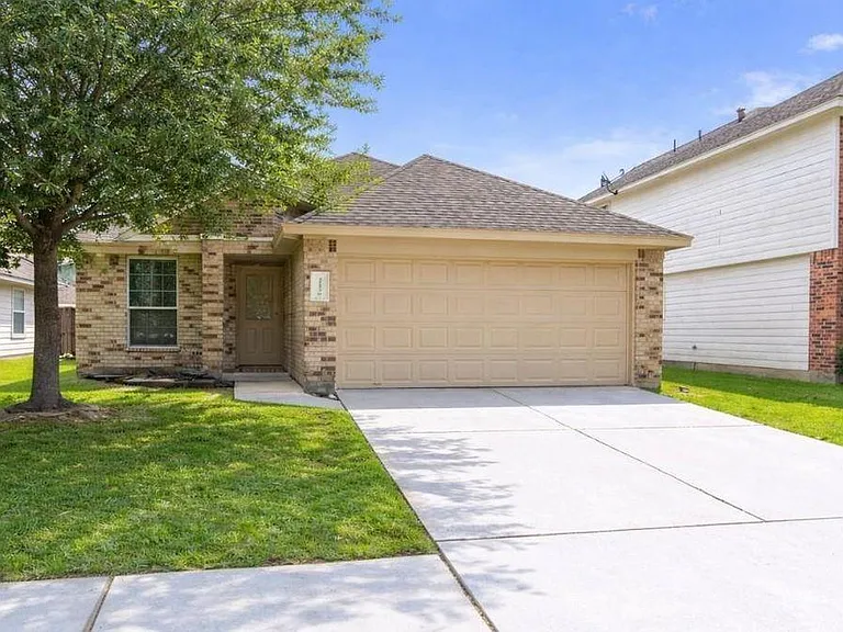 21530 Falvel Lake Dr — Photo 3