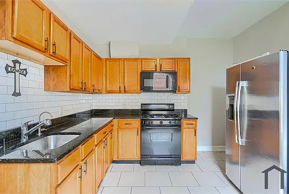 23 S Augusta Ave — Photo 6