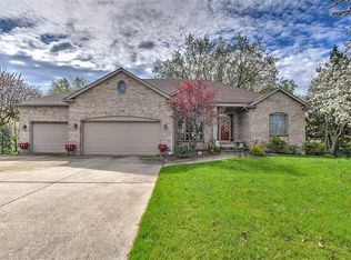 1184 Wedgewood Ct, Decatur, IL 62526