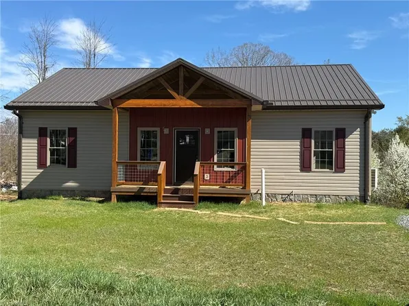 115 Blairfield Ct, North Wilkesboro, NC 28659