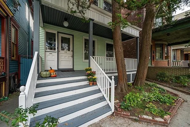 105 Fairview Ave — Photo 43