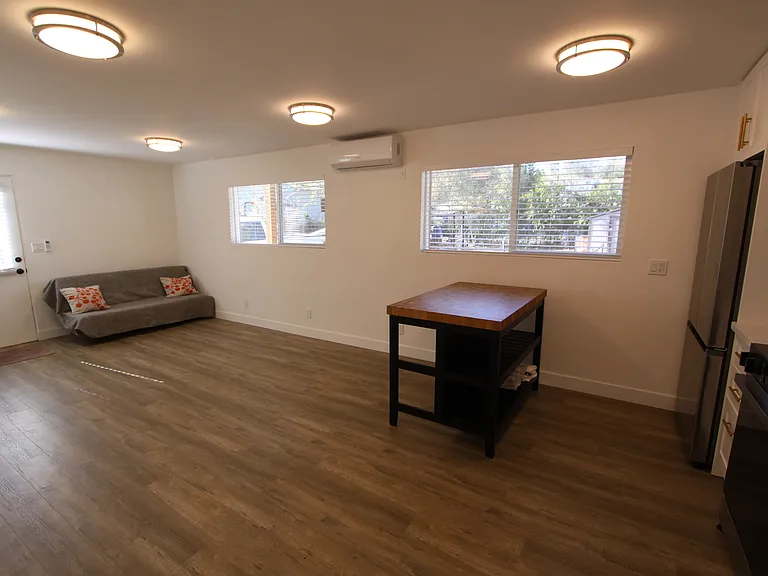 3711 1/2 E Lomitas Dr — Photo 8
