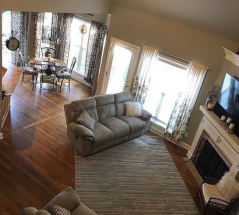 3rd image of 2640 Danhaven Dr