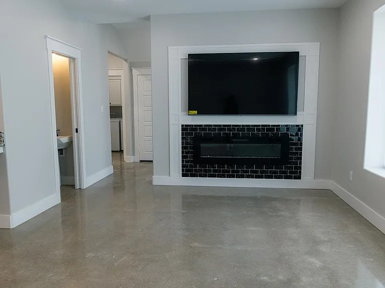 2804 Old Omen Rd — Photo 10
