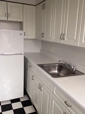 Rented by Goldfarb Properties | media 7