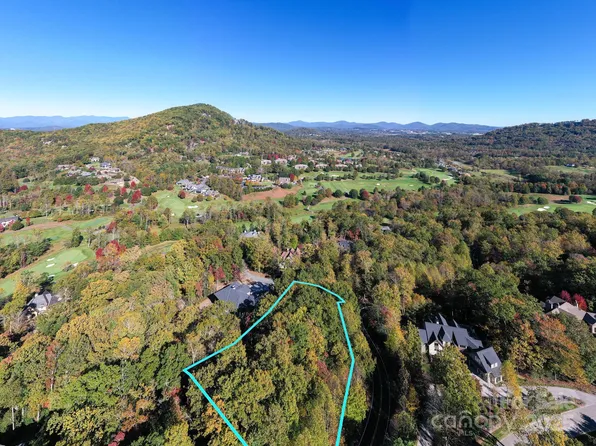 2002 Song Breeze Trl, Arden, NC 28704