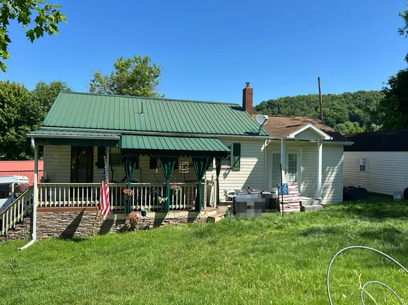 111 Windsor St, West Newton, PA 15089