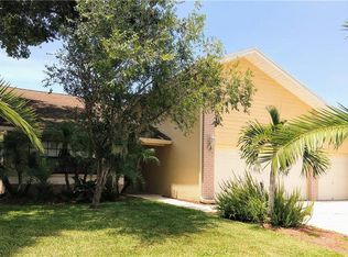 12023 Steppingstone Blvd, Tampa, FL 33635