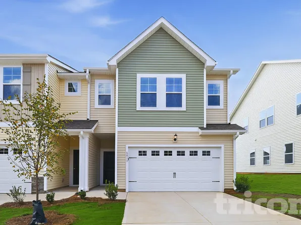 6013 Dutton Dr, Charlotte, NC 28269