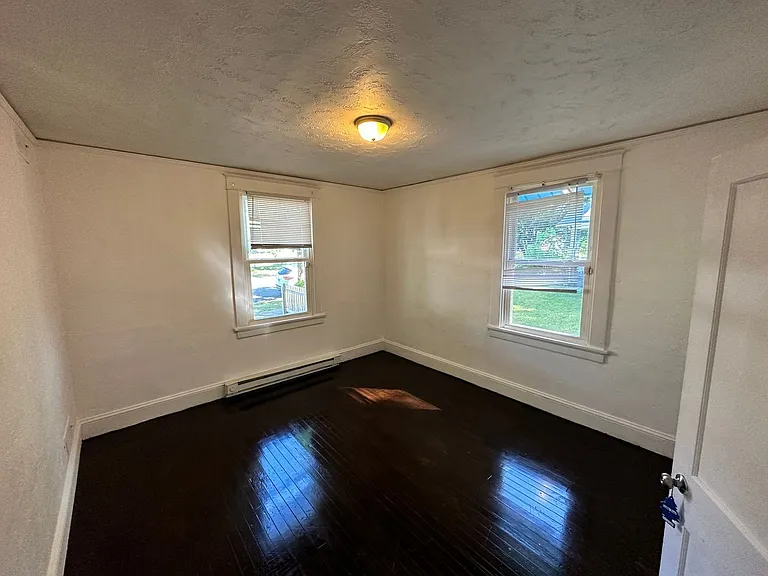 3154 Stockton St — Photo 9