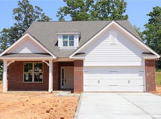 8848 Mullis Forest Ct, Mint Hill, NC 28227