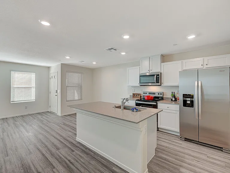 6923 Honor Hill St — Photo 14