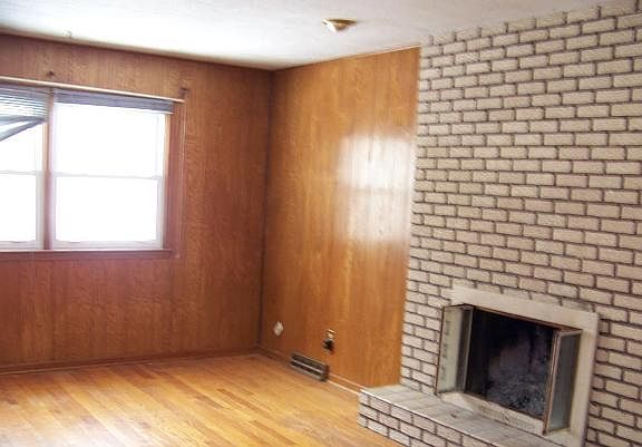4th image of 2611 N 82nd Ter