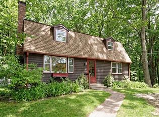 10 Laurelwood Dr, Oxford, MA 01540