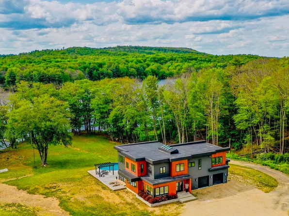 764 N River Road, Greene, ME 04236