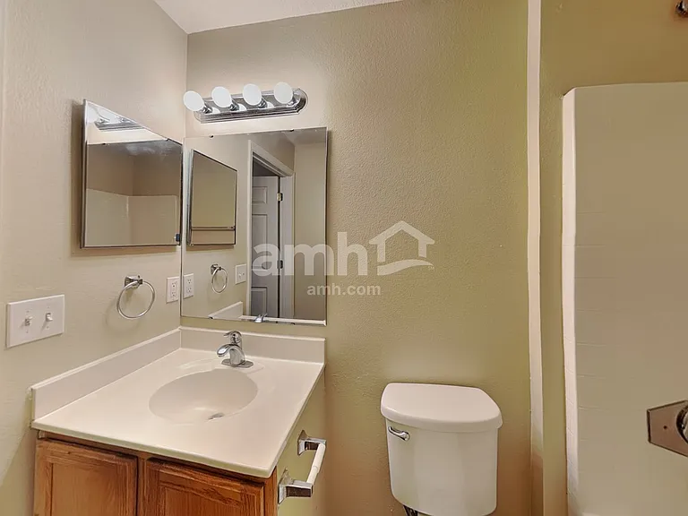 5498 Cougar Park Ct — Photo 16