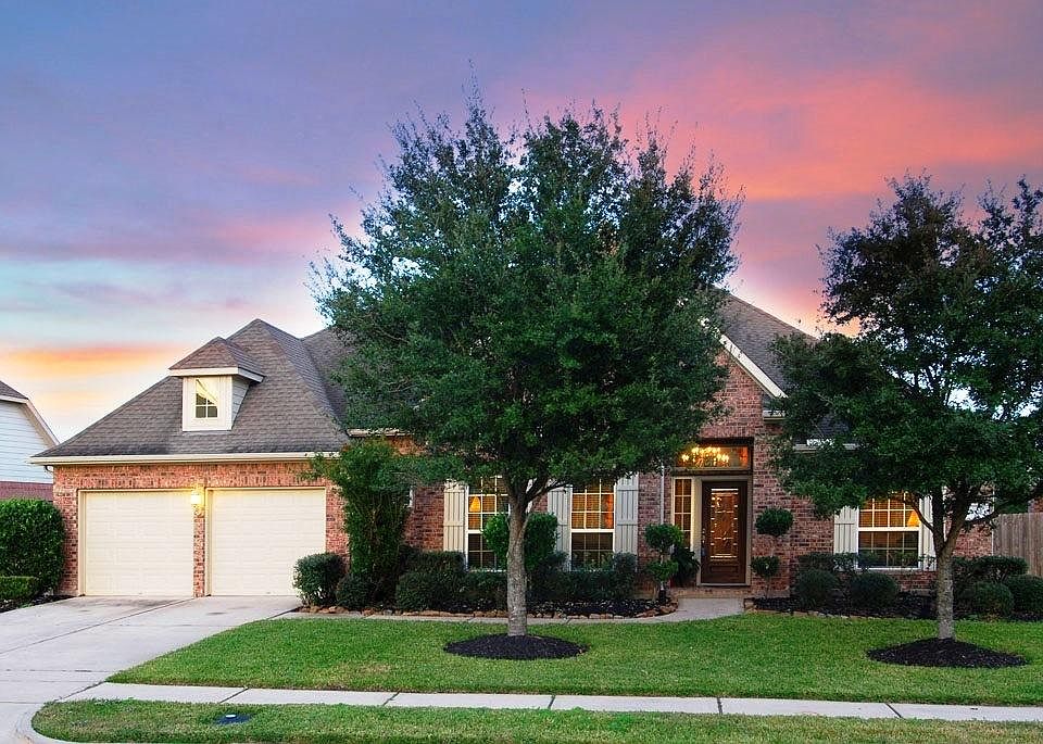 12003 Cedar Creek