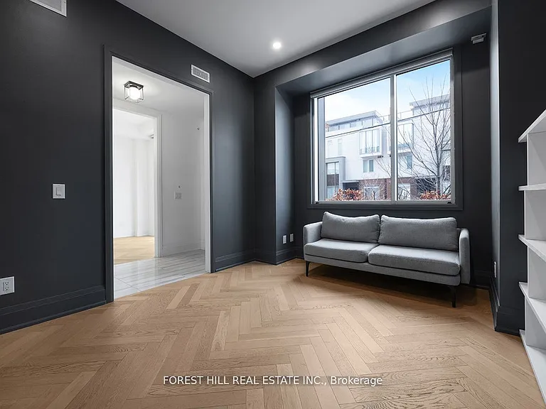 18 Greenbriar Rd #3 — Photo 6